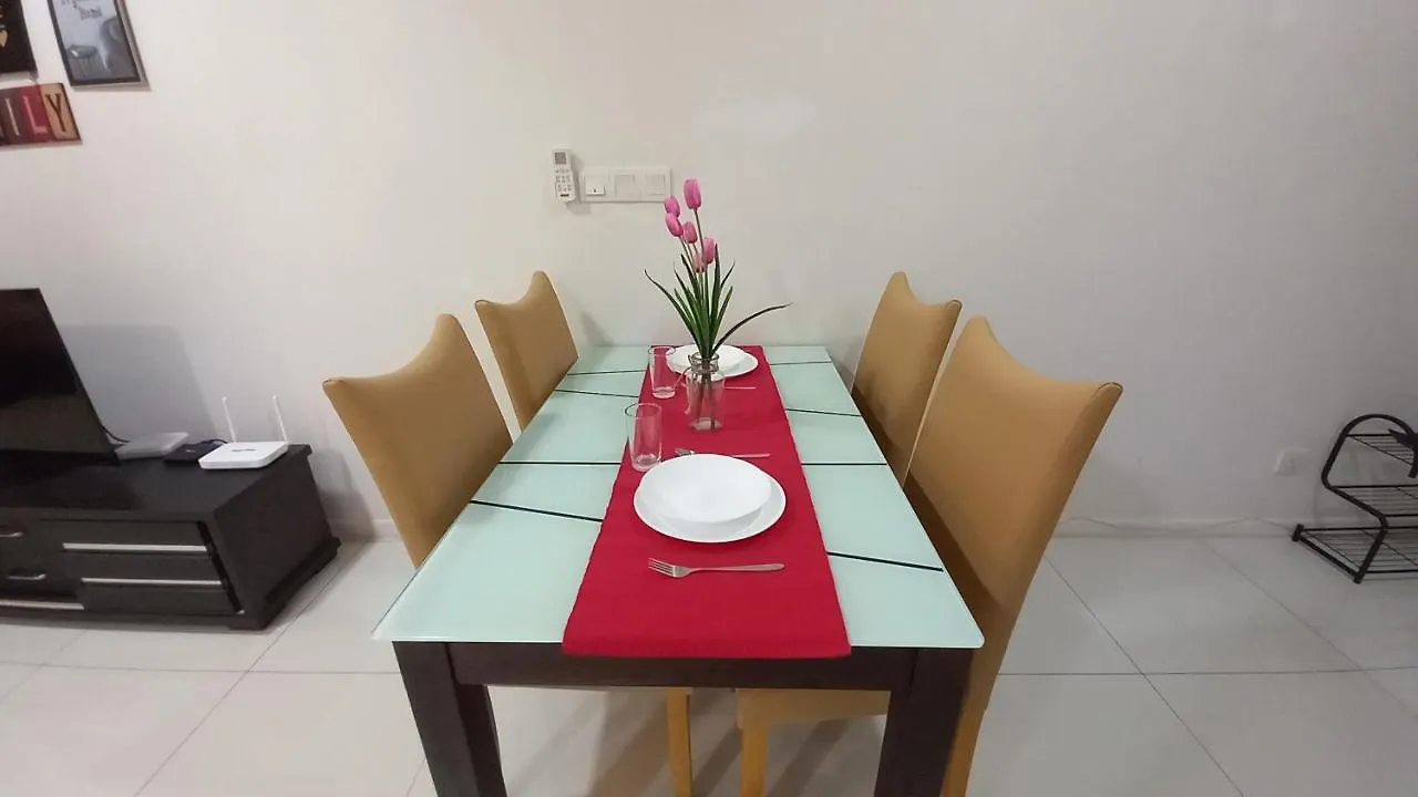 Apartment Summer Suites Klcc By Malenehom Kuala Lumpur